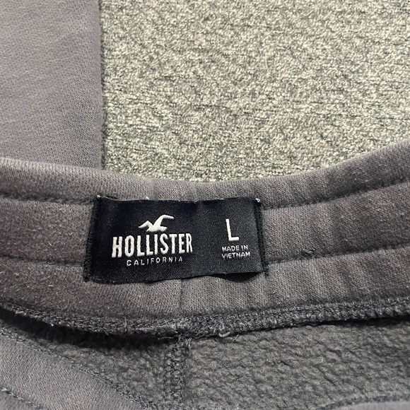 EUC Hollister Women's Gray Jogger Pants - Picture 3 of 8